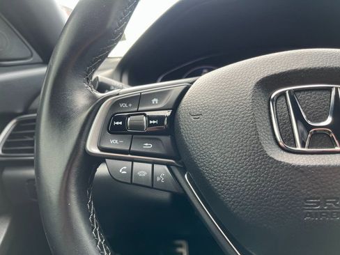 Used 2022 Honda Accord Sport image 17