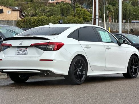 Certified 2022 Honda Civic Sport image 5