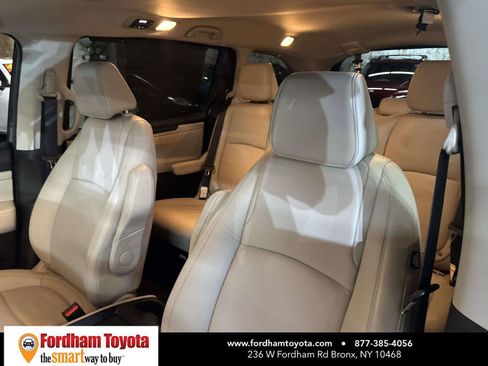Used 2025 Honda Odyssey EX-L image 17