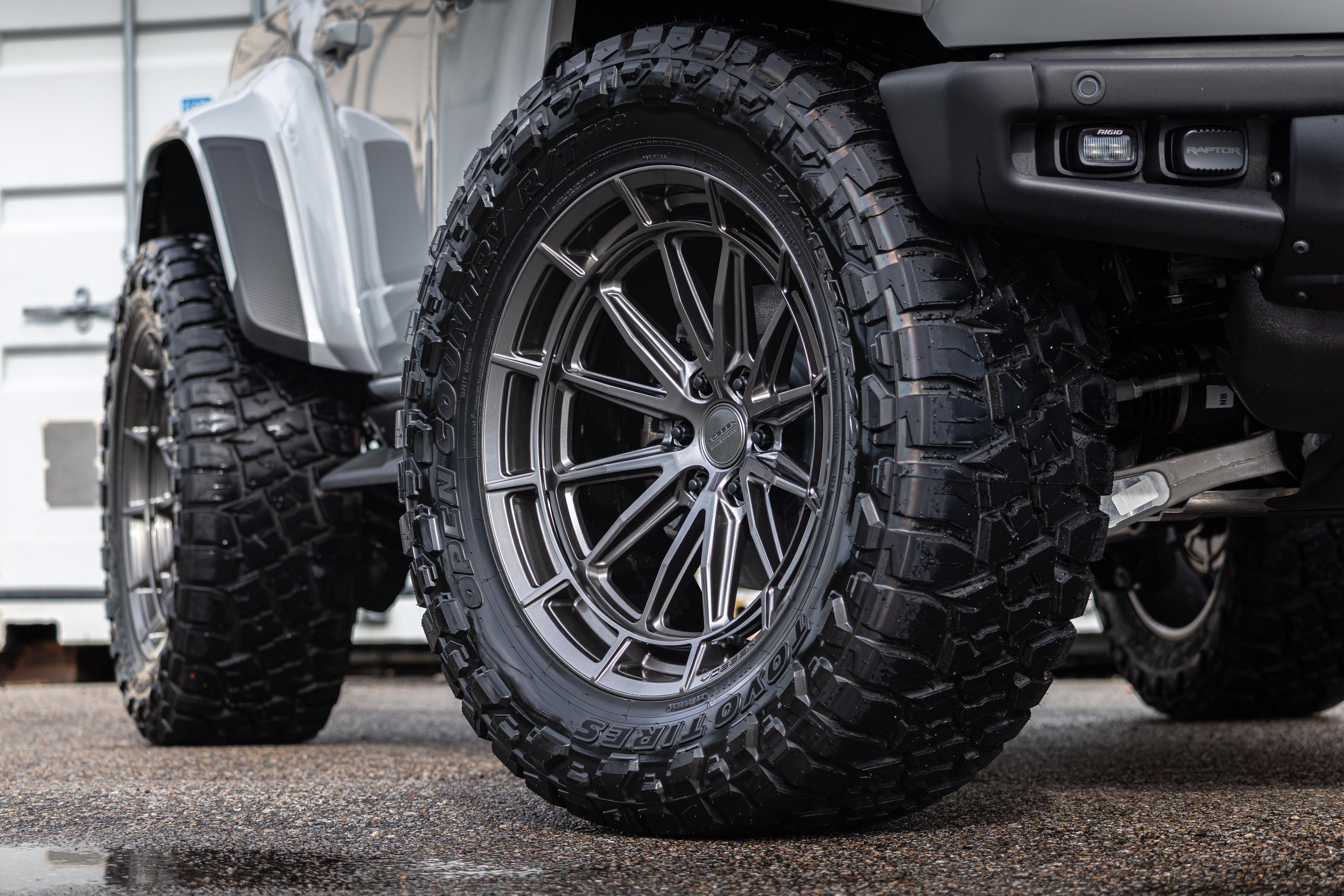 New 2026 Ford Bronco Raptor AWD/4WD image 24