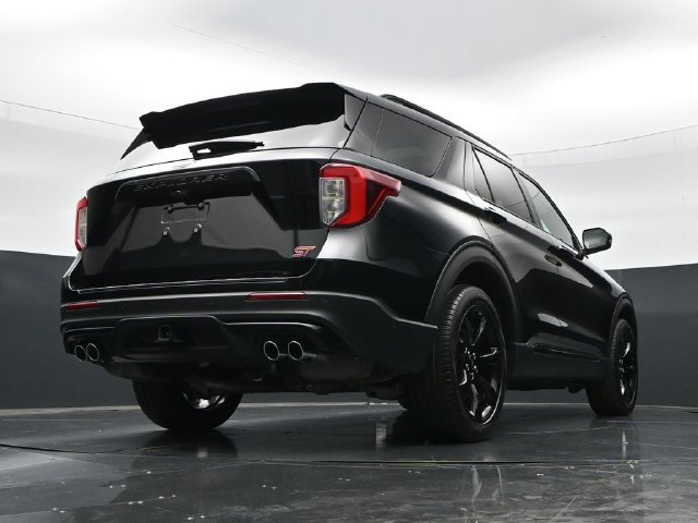 Used 2024 Ford Explorer ST w/ Technology Package AWD/4WD image 41