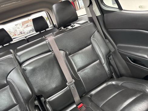 Used 2019 GMC Acadia SLT image 25