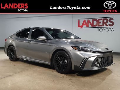 Used 2025 Toyota Camry SE