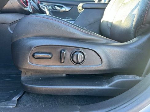 Used 2019 Chevrolet Blazer RS w/ Sun and Wheels Package image 14