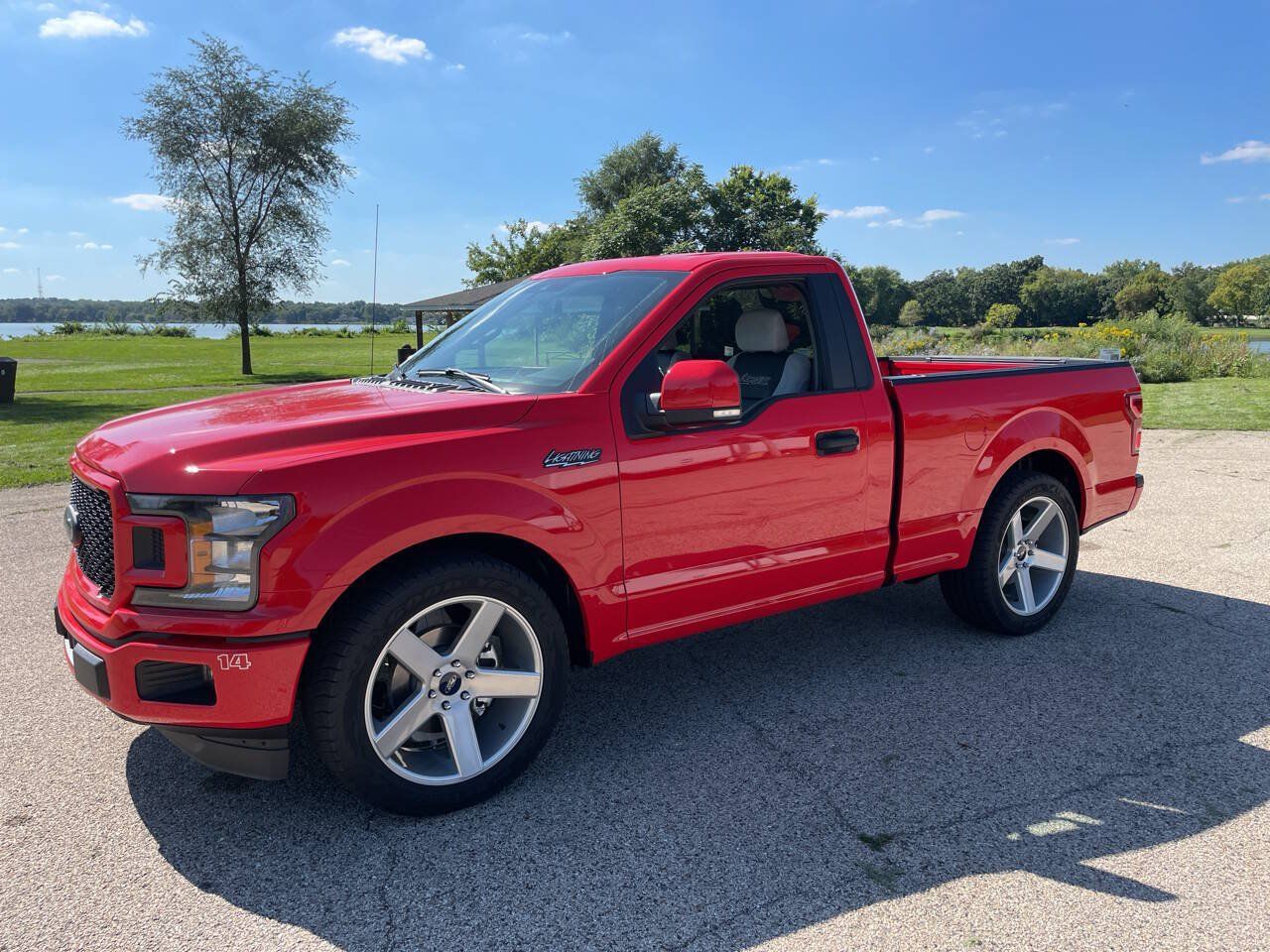 Used 2019 Ford F150 XL w/ Equipment Group 101A Mid RWD image 1