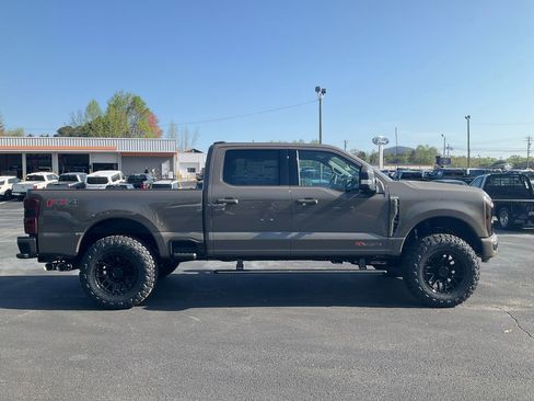 New 2026 Ford F350 King Ranch w/ Chrome Package image 4