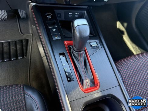 Certified 2025 Nissan Kicks SR image 31