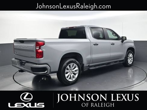 Used 2025 Chevrolet Silverado 1500 Custom RWD image 9