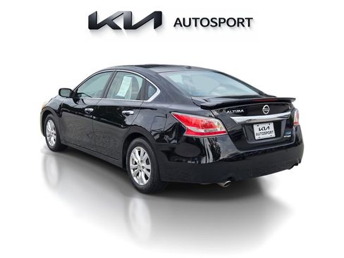 Used 2014 Nissan Altima 2.5 S w/ Sport Value Package FWD image 10