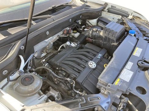 Used 2021 Volkswagen Atlas Cross Sport SEL R-Line image 45