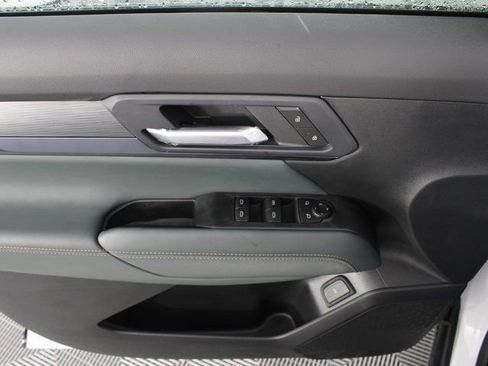 New 2026 GMC Terrain AT4 image 13