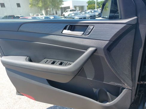 Used 2019 Hyundai Sonata Limited w/ Ultimate Package 04 FWD image 29