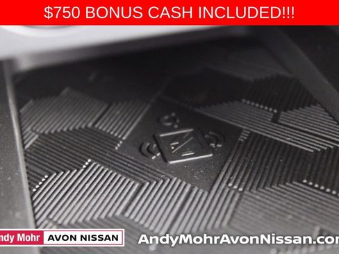 New 2025 Nissan Versa SV w/ Trunk Package image 24