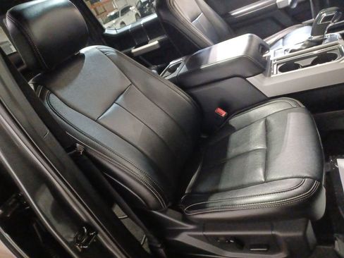 Used 2019 Ford F150 Lariat w/ Equipment Group 502A Luxury image 24