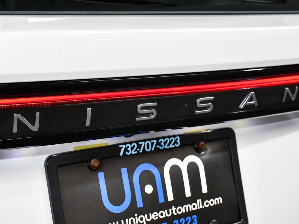 Used 2024 Nissan Ariya AWD image 83