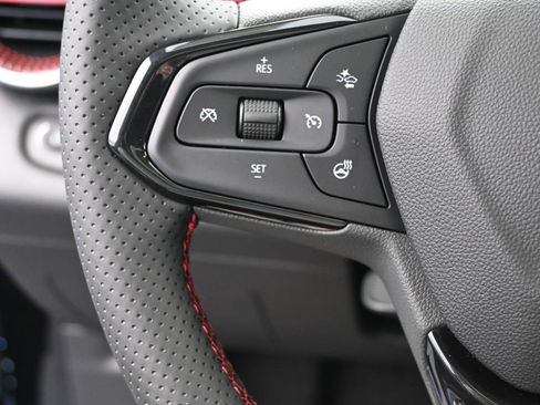 New 2026 Chevrolet Trax RS w/ Sunroof Package image 30