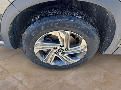 Used 2023 Hyundai Santa Fe SEL image 14