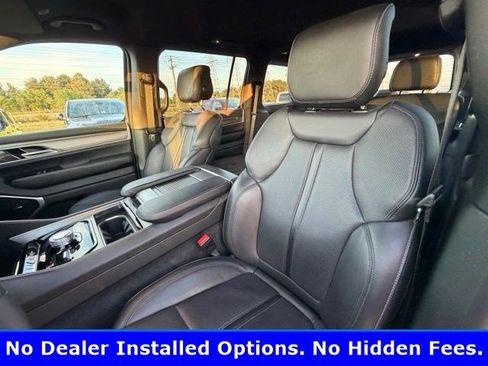 Used 2025 Jeep Wagoneer Series II AWD/4WD image 7