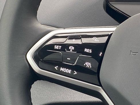 Certified 2024 Volkswagen ID.4 S image 7