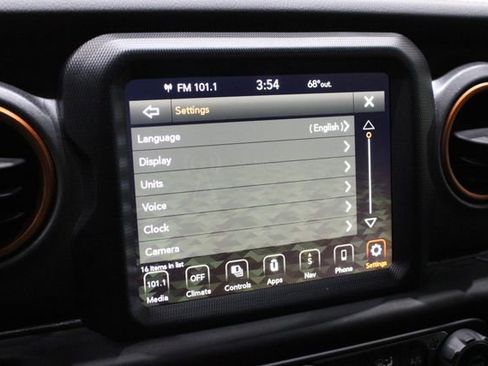 Used 2021 Jeep Gladiator Mojave AWD/4WD image 30