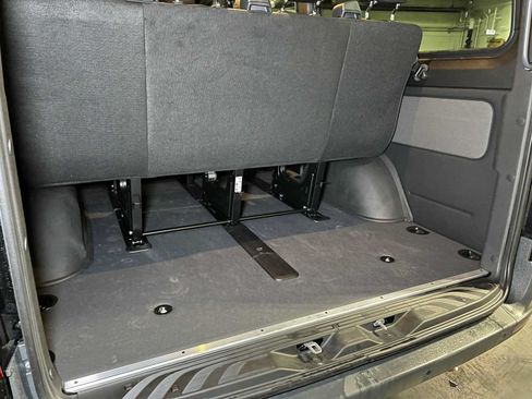 Used 2025 Mercedes-Benz Sprinter 2500 image 18