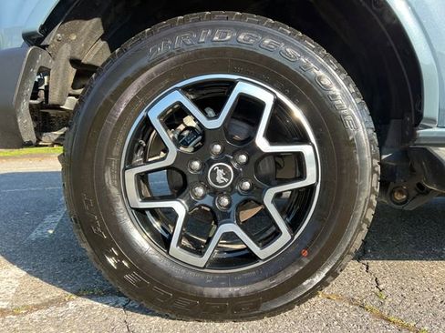 Used 2025 Ford Bronco Outer Banks AWD/4WD image 14