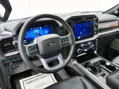 Used 2025 Ford F150 Lariat AWD/4WD image 11