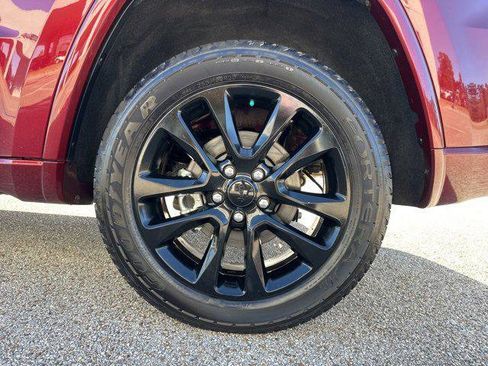 Certified 2021 Jeep Grand Cherokee Laredo X image 50