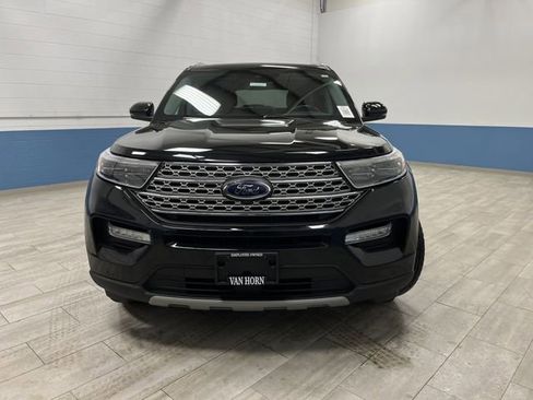 Used 2023 Ford Explorer Limited image 12