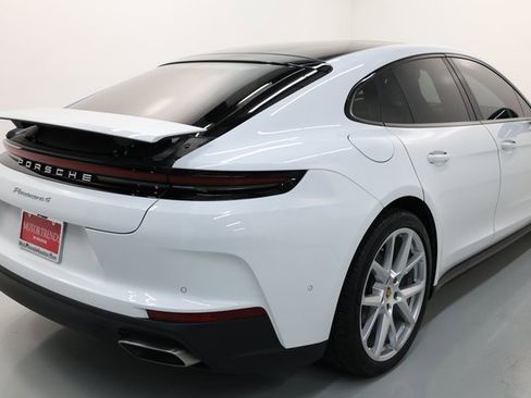 Used 2024 Porsche Panamera 4 image 68