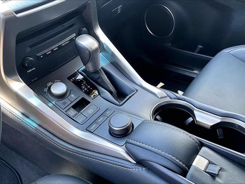 Used 2015 Lexus NX 200t FWD image 18