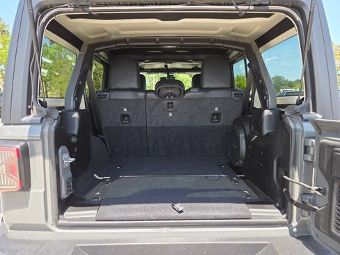 Certified 2021 Jeep Wrangler Unlimited Rubicon w/ Dual Top Group AWD/4WD image 20