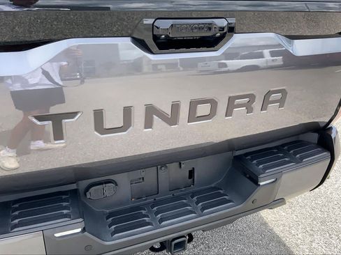 Used 2023 Toyota Tundra Platinum RWD image 31