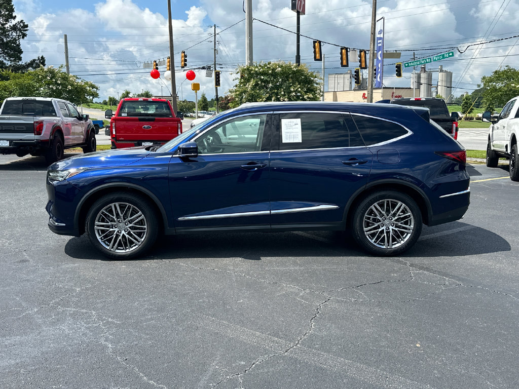 Used 2023 Acura MDX w/ Advance Package AWD/4WD image 4