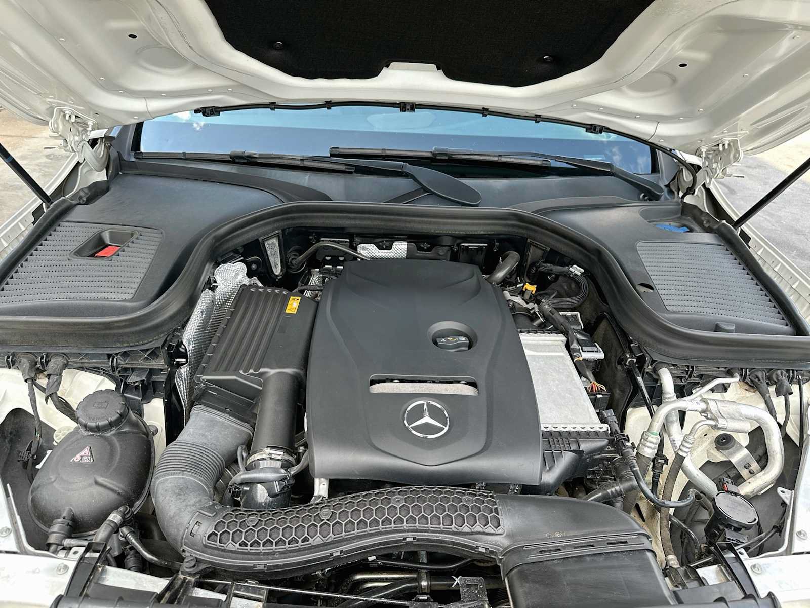 Used 2019 Mercedes-Benz GLC 300 image 29