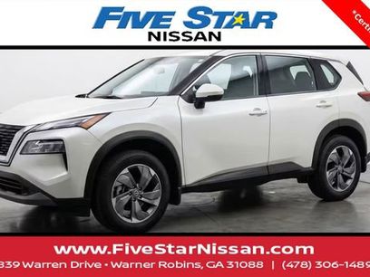 Used 2025 Nissan Rogue SV