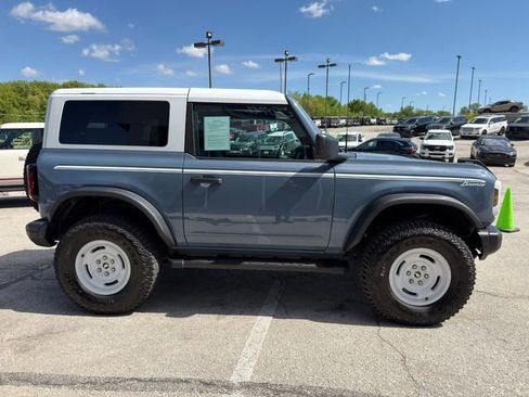 Used 2024 Ford Bronco Heritage Edition AWD/4WD image 8