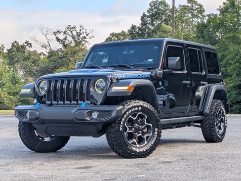 Used 2023 Jeep Wrangler Unlimited Rubicon 4xe AWD/4WD image 4