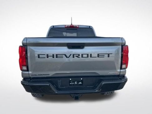 Used 2024 Chevrolet Colorado ZR2 w/ ZR2 Convenience Package III image 4