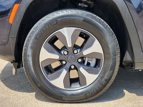 Used 2023 Jeep Grand Cherokee 4WD 4xe w/ Luxury Tech Group II image 20