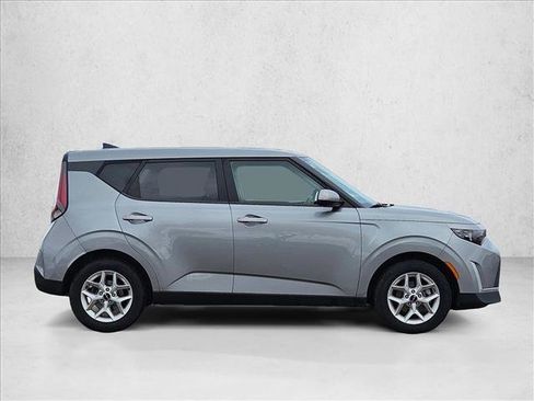 Used 2024 Kia Soul LX w/ Option Group 015 image 4