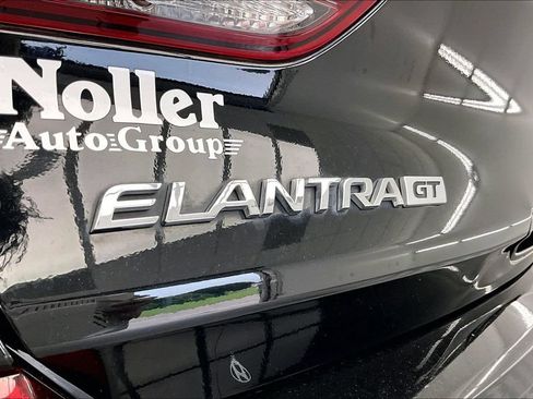Used 2020 Hyundai Elantra GT N Line FWD image 8
