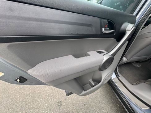 Used 2009 Honda CR-V LX image 16