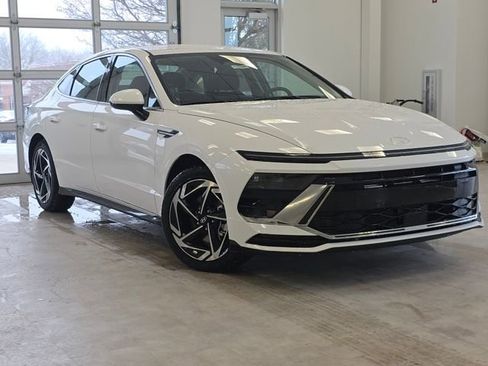 New 2026 Hyundai Sonata SEL image 2