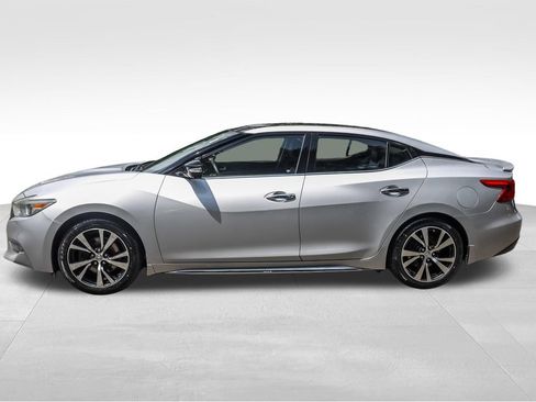 Used 2018 Nissan Maxima Platinum FWD image 10