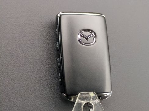 New 2026 MAZDA MAZDA3 2.5 S Sedan w/ Preferred Pkg image 33