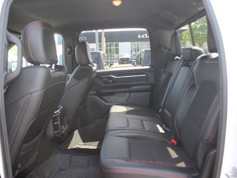 Used 2021 RAM 1500 Big Horn w/ Built-to-serve Edition AWD/4WD image 25