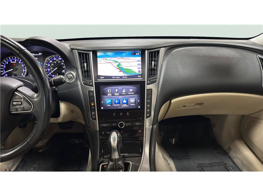 Used 2015 INFINITI Q50 Premium w/ Navigation Package RWD image 31