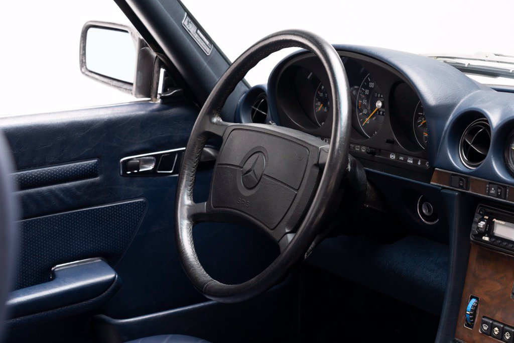 Used 1988 Mercedes-Benz 560 SL image 36