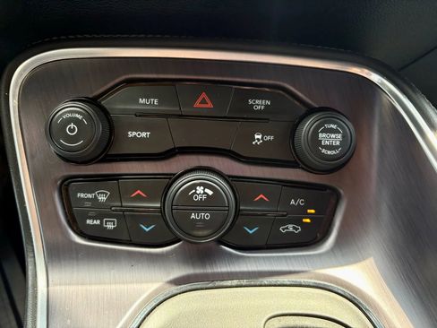 Used 2018 Dodge Challenger R/T w/ Sound Group image 40